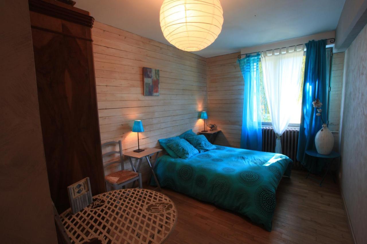Le Mesnil Bed and Breakfast Dance  Buitenkant foto